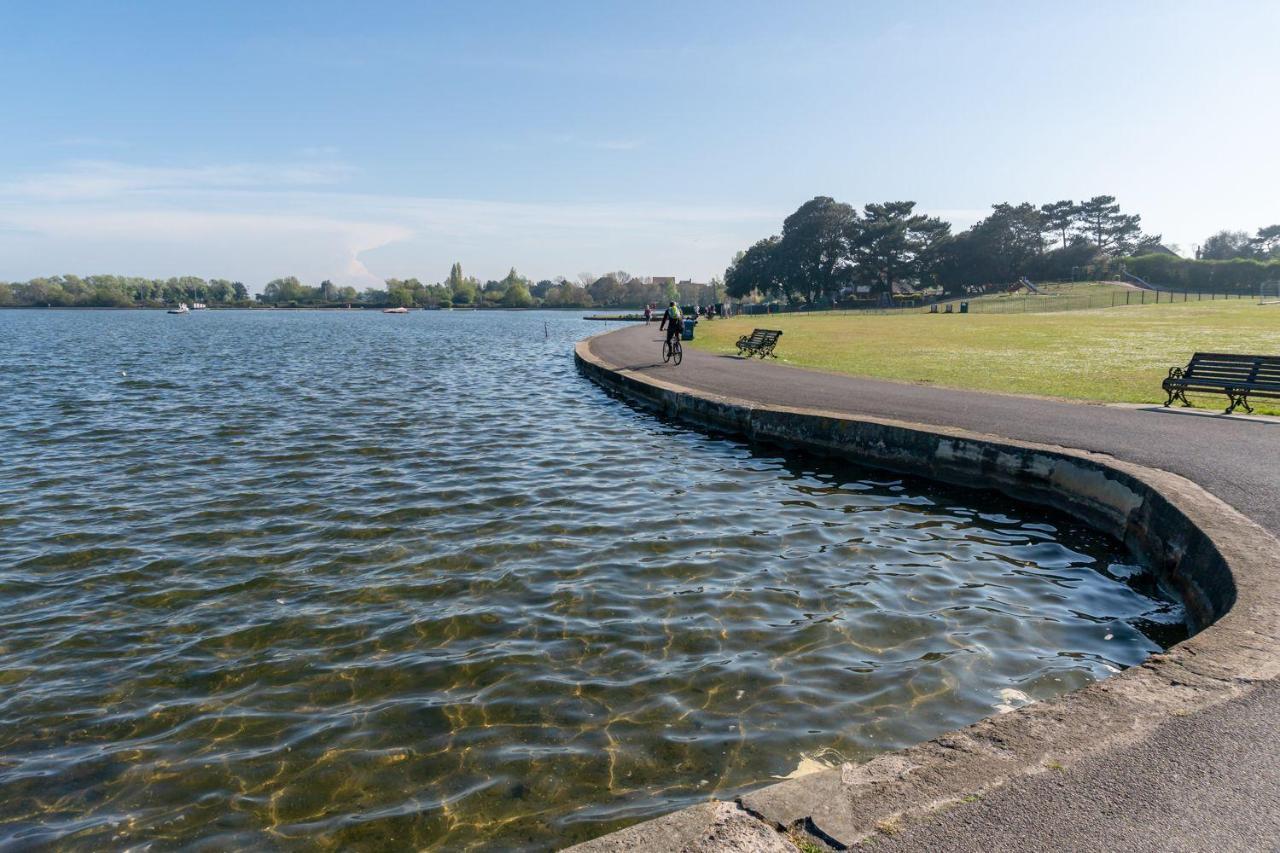 Park Lake View Poole Εξωτερικό φωτογραφία