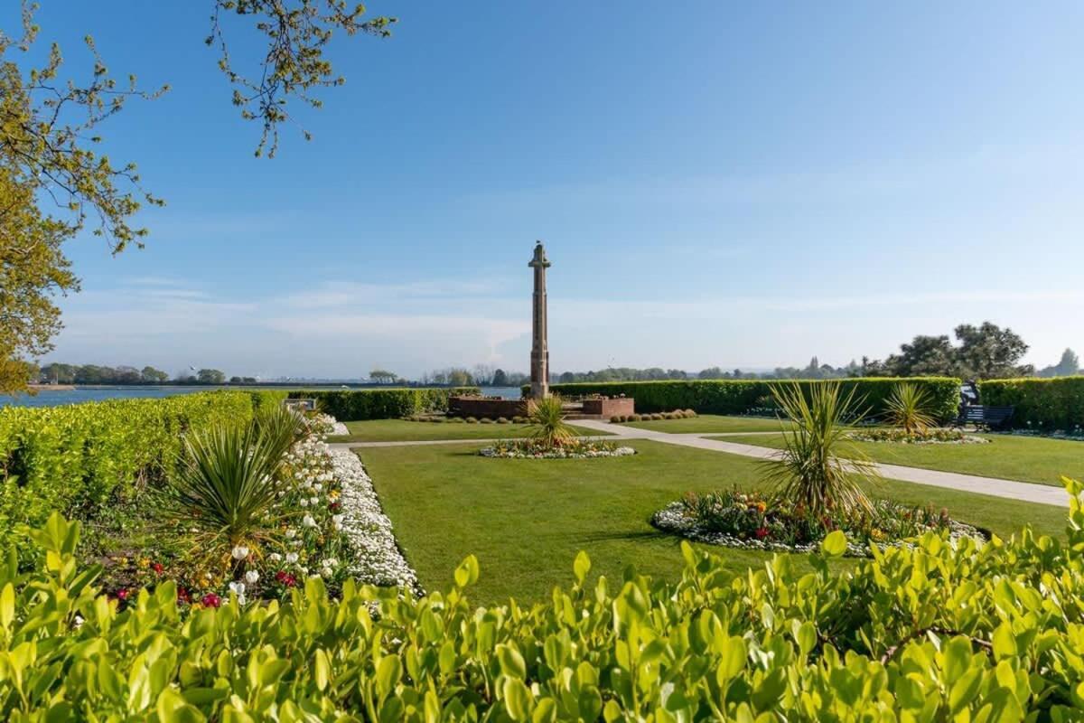 Park Lake View Poole Εξωτερικό φωτογραφία