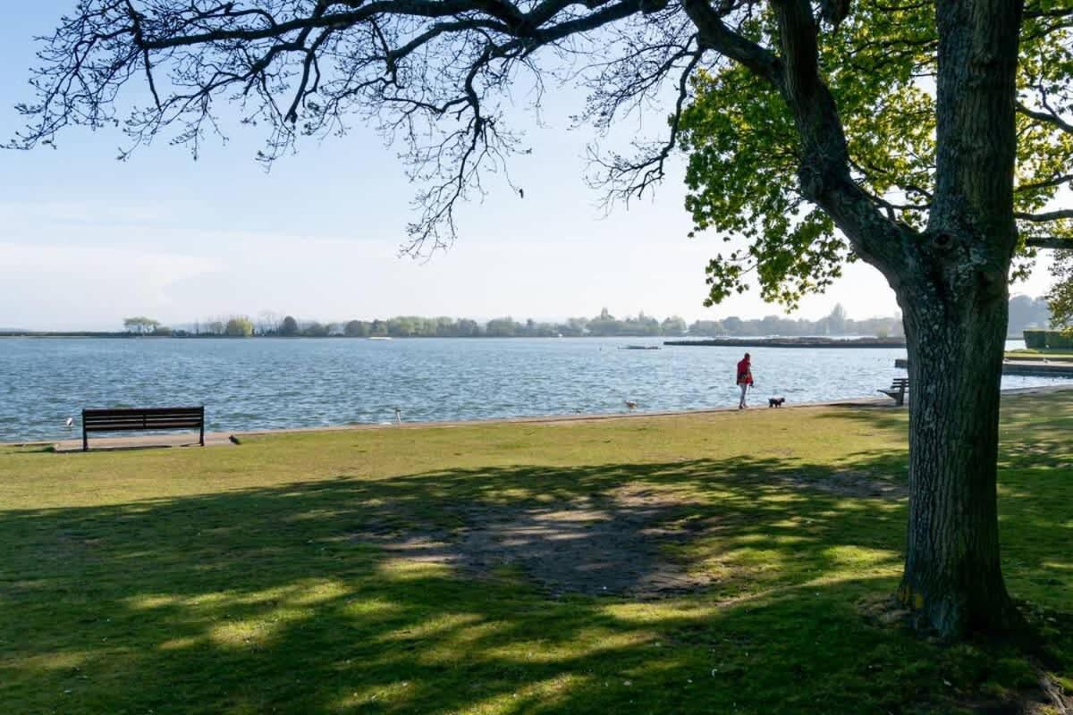 Park Lake View Poole Εξωτερικό φωτογραφία